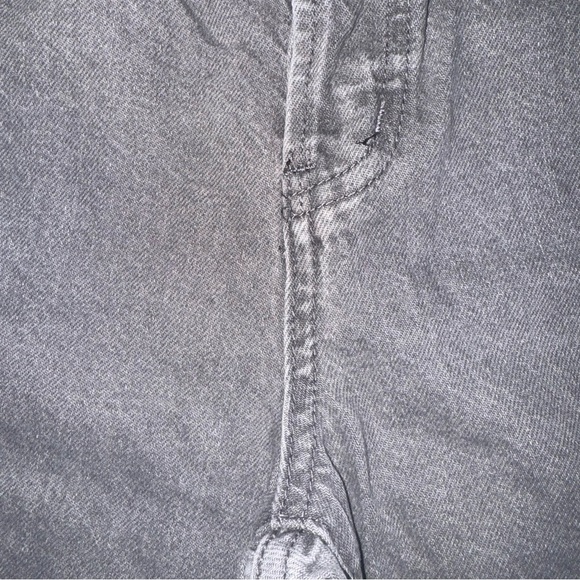 S.O.N.G. 90’s Boyfriend Jean Distressed Solid Gray Denim Jeans Size 1 / 25 - Picture 4 of 8